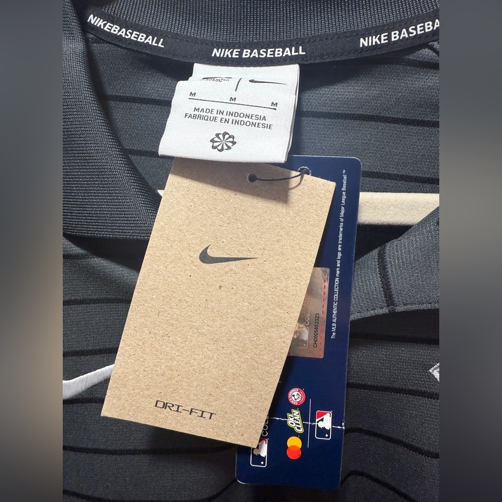 NWT Nike Men's White Sox Charcoal Striped Polo Shirt - Picture 3 of 7